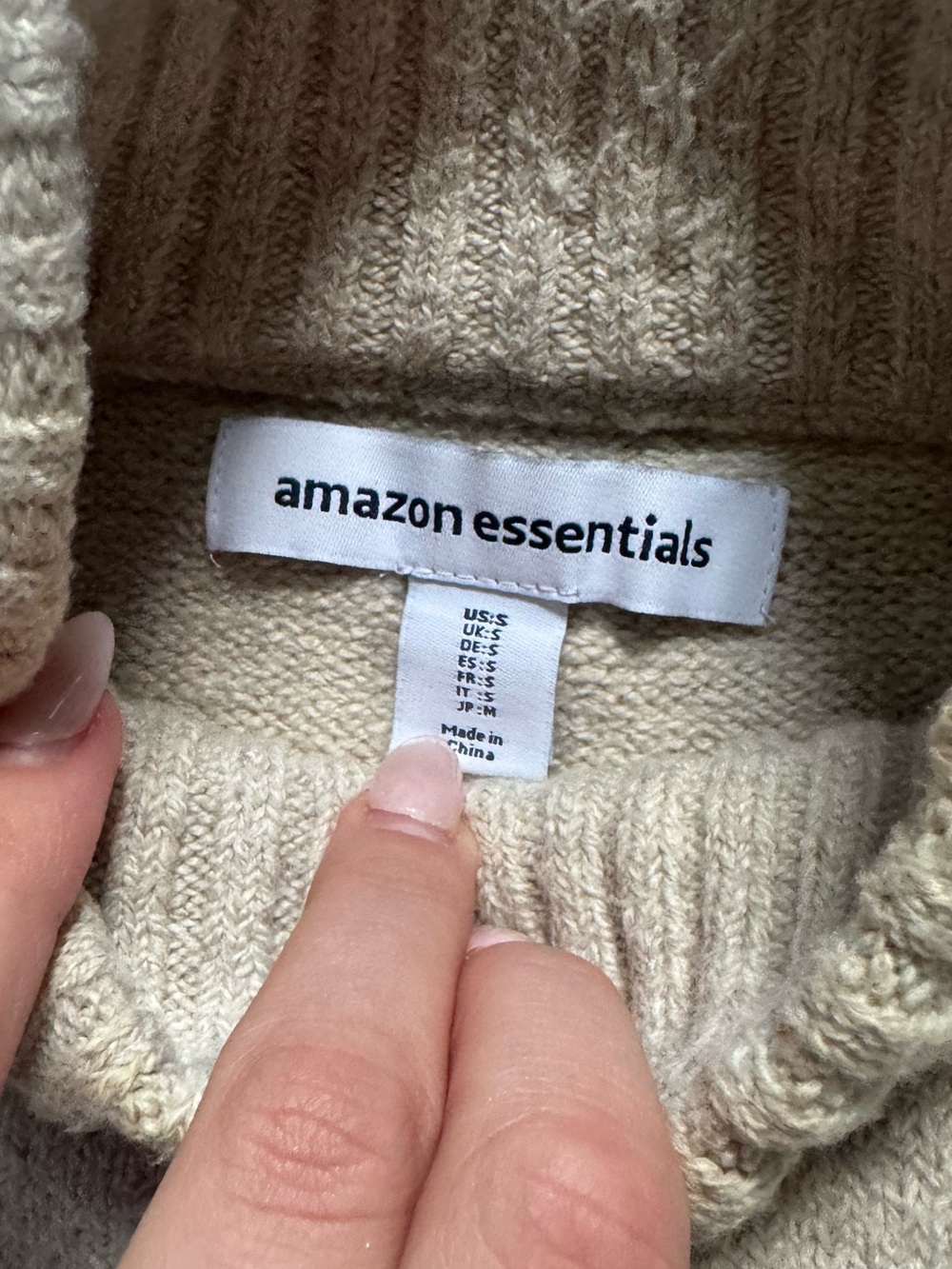 Men’s Sweater! - Picture 5 of 6